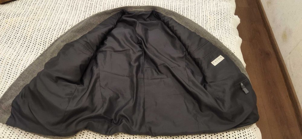 Мужской шерстяной пиджак