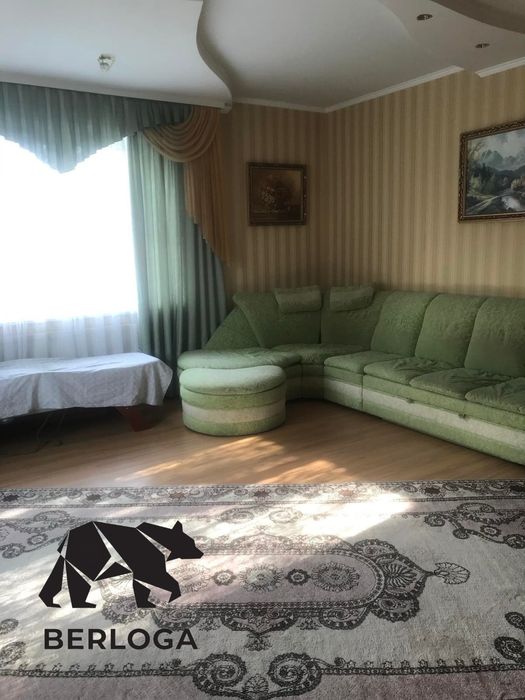 Продаж будинку з ремонтом та меблями з ділянкою 10 соток , м. Кам'янка