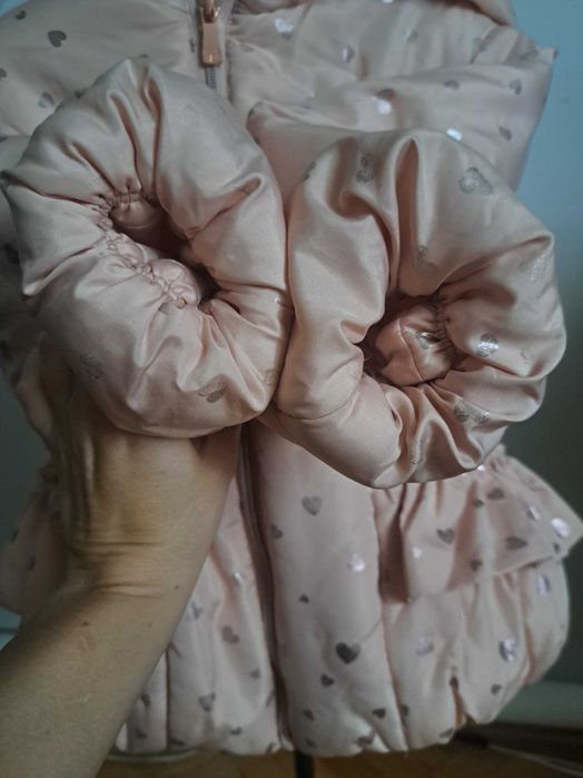 Зимова куртка для дівчинки 4 років