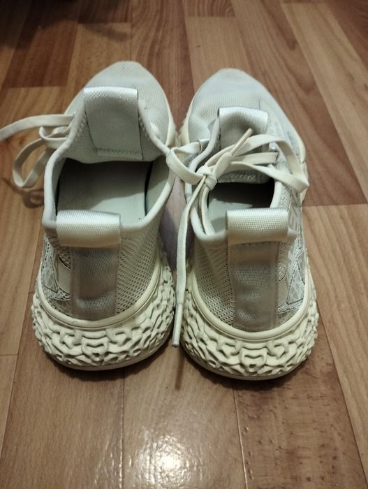 Крассовки Valenncia