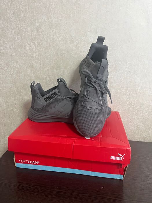 Кросівки  нові чоловічі Puma, розмір 40 (25,5 см)