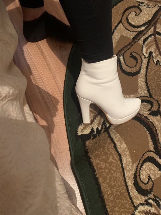 Ботильйони