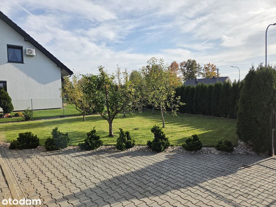 Dom jednorodzinny w centrum Marcinkowic