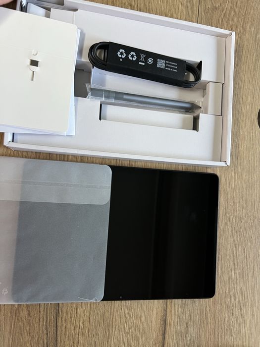 Tablet lenovo Tab 11 z rysikiem