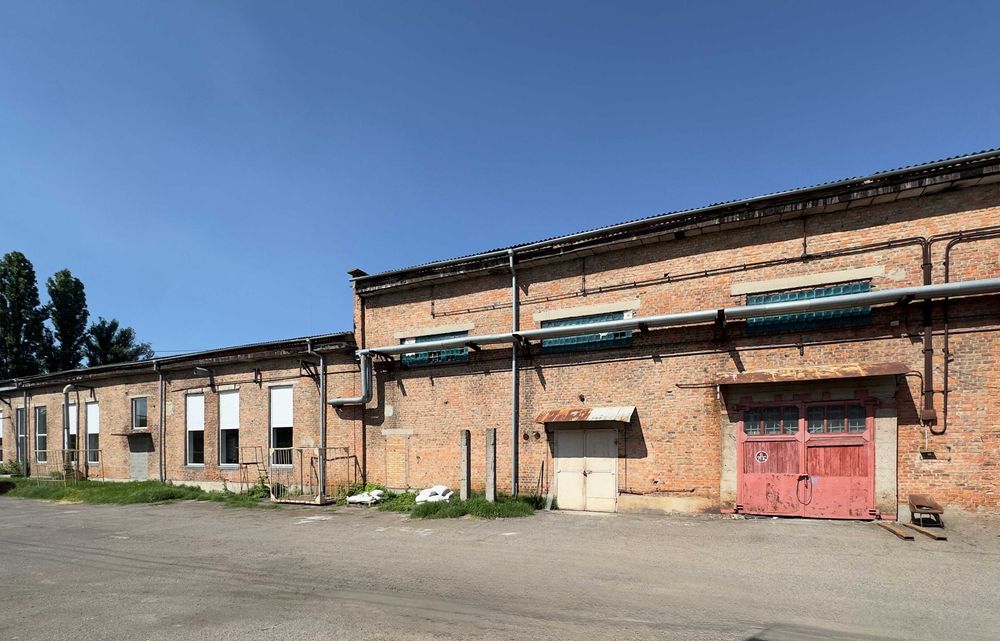 Капітальний склад 224 кв.м. на проспекті Хіміків, 66