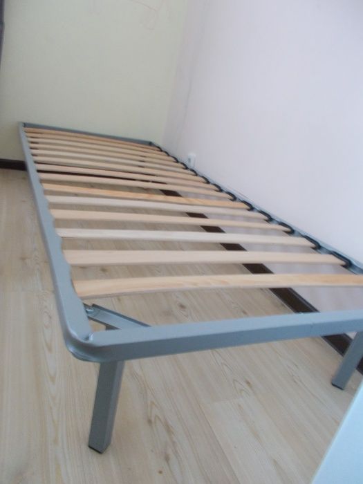 Каркас-кровать на буковых ламелях, 90х200