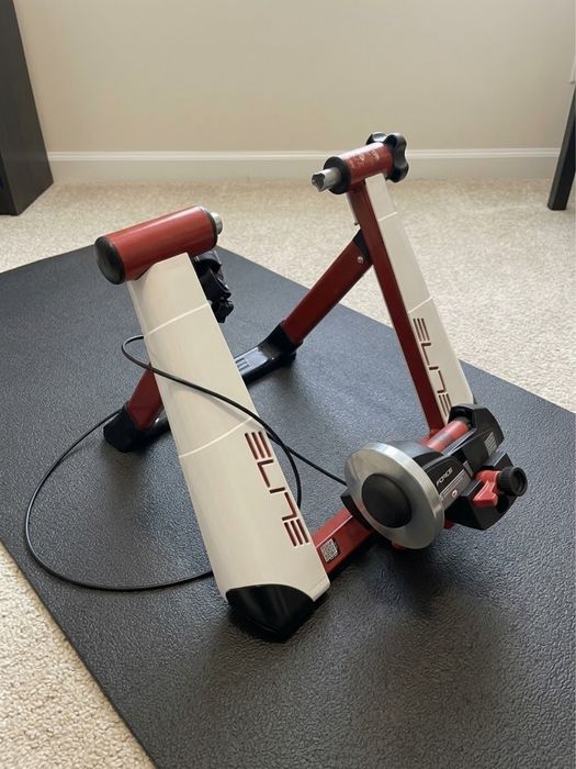 Trenażer Elite Novo Force Magnet + podstawka + opona