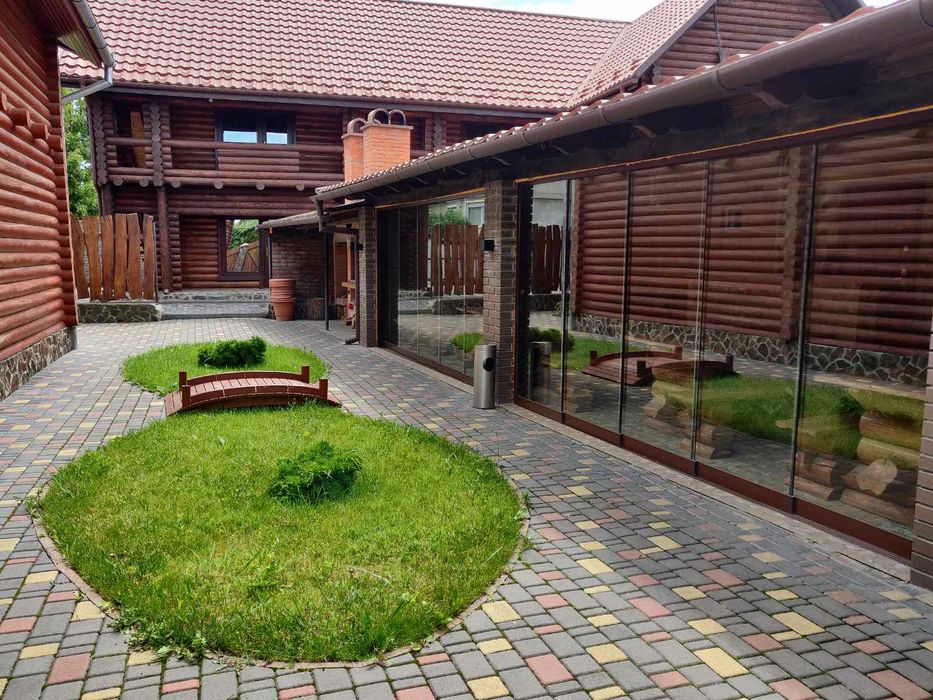 Проживання в дерев'яному будинку.