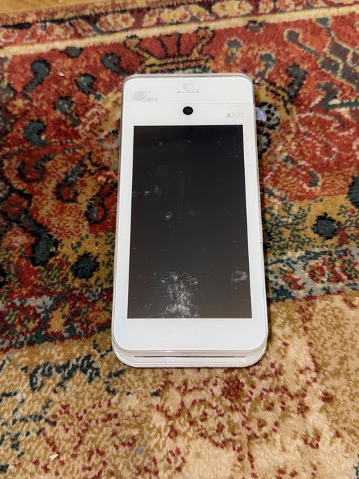 Terminal płatniczy dotykowy