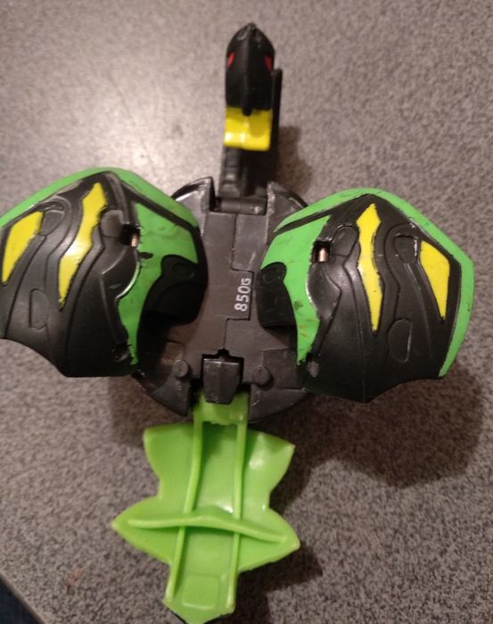 Бакуган Bakugan Dharak Darkus 
(McDonalds).