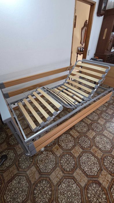 Cama eletrica com elevador