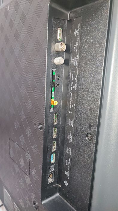 Vendo TV Hisense 55" 4k para peças