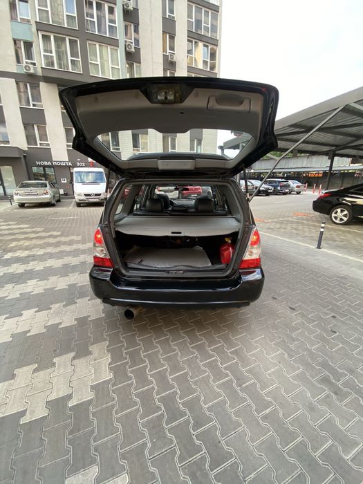 Subaru Forester 2,5t
