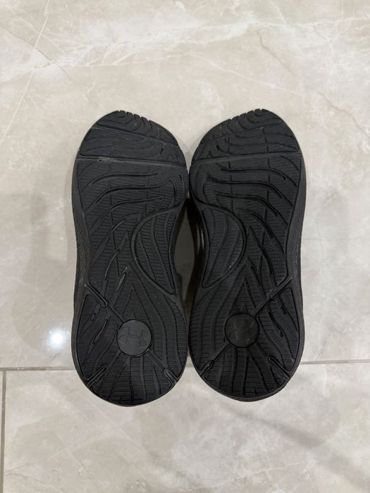 Кросівки Under Armour Charged Pursuit 2 (EUR 44)