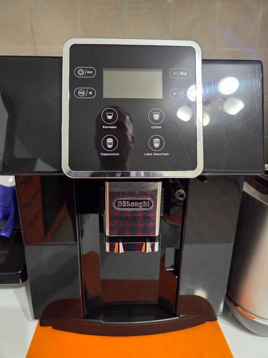 Каво машина DeLonghi ESAM 420 Perfecta EVO
