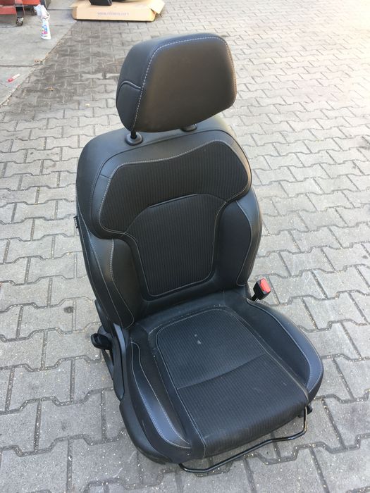 Fotel pasażera Renault Megane IV lift