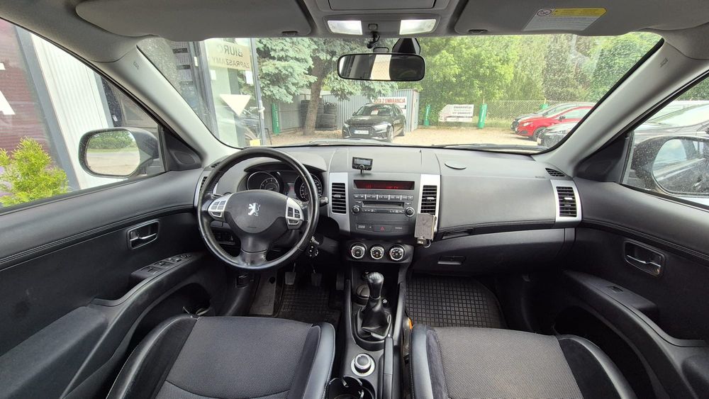 SUV z mocnym silnikiem