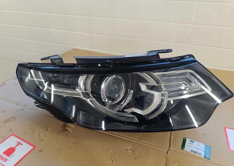 Фари на Land Rover Discovery Sport 2014 L550