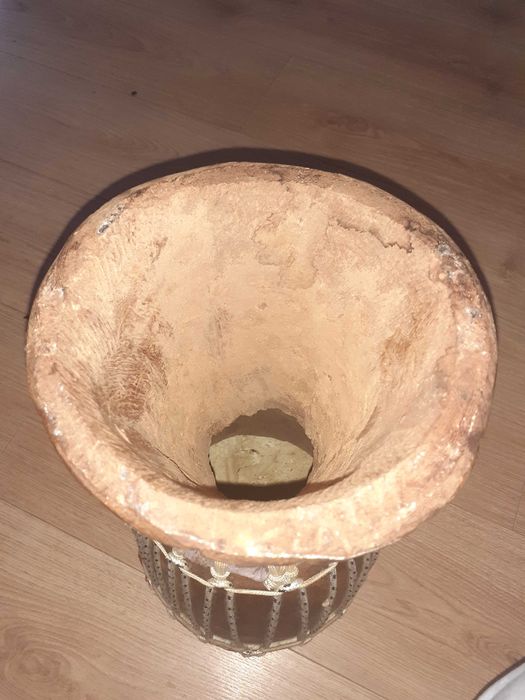 Tambor artesanal de origem chinesa