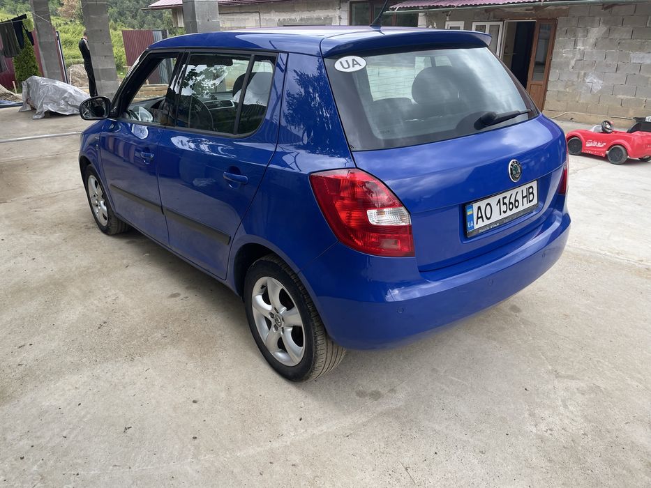 продам фабію 1.2 бензин в отлічному стані