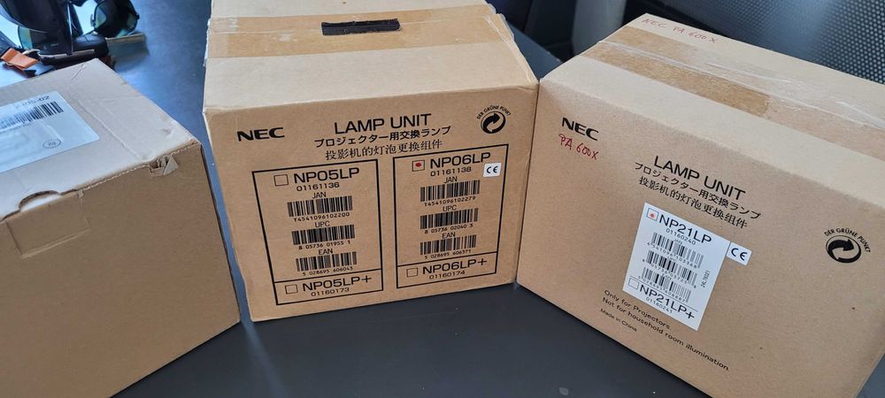 Lâmpadas para Projector de Vídeo NEC e Sony