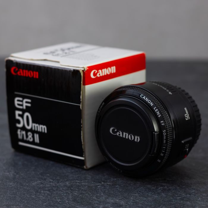 Canon EF 50mm f1.8 II портретний об'єктив