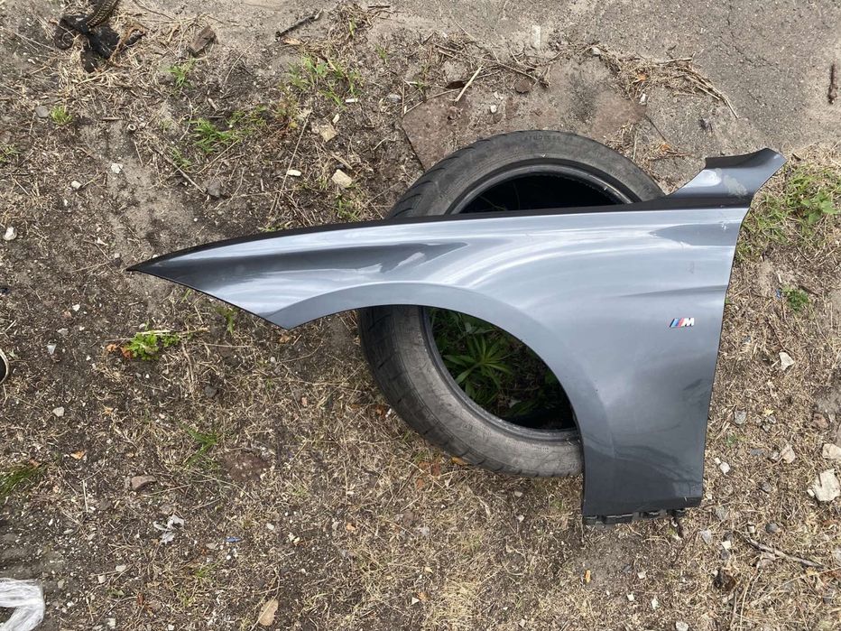 Передне крило Bmw 5F10