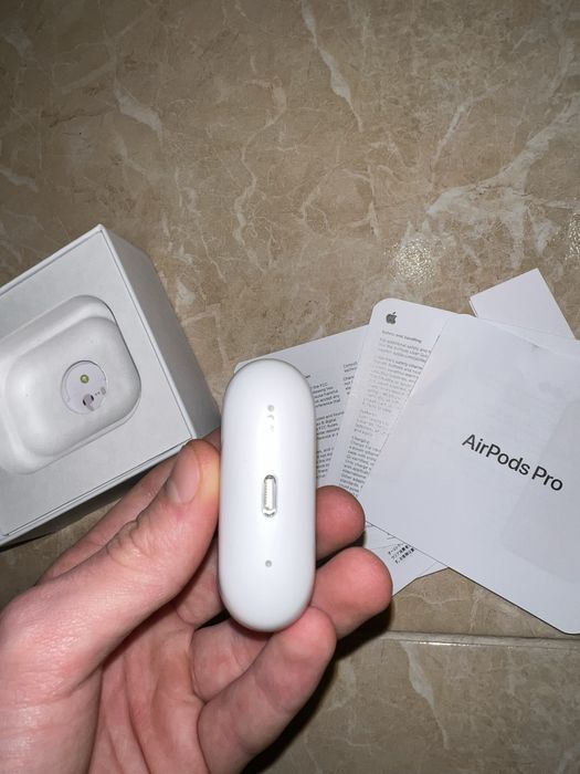 Купити AirPods Pro 2 TYPE-c, lighting ANC 2025 + ПОДАРУНОК