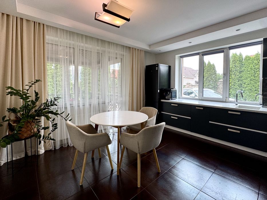 Будинок 185 м² у мкр-н Щасливе | 11,2 сотки | Гараж на 2 авто | Без комісії