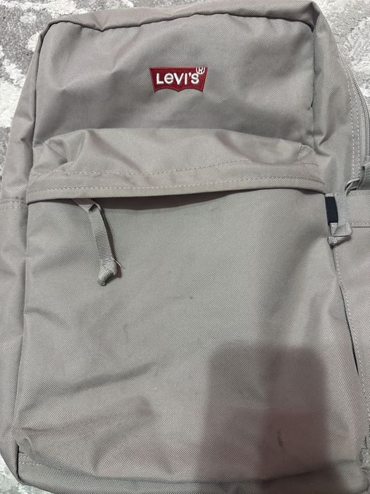 Рюкзак сірий levis