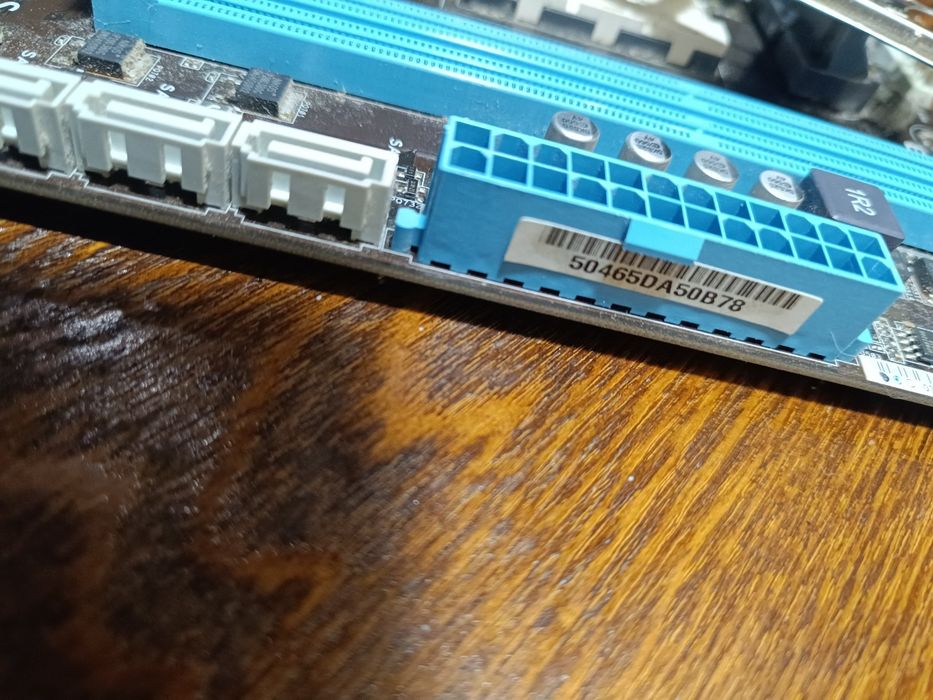 Материнська плата asus f2a85 m-le