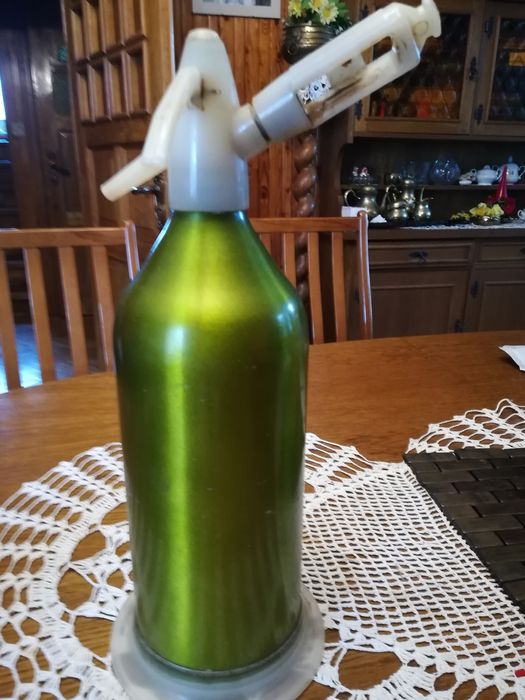 Syfon na naboje do wody gazowanej