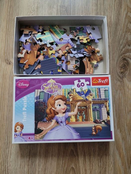 Пазли принцеса Софія і Вінні пух