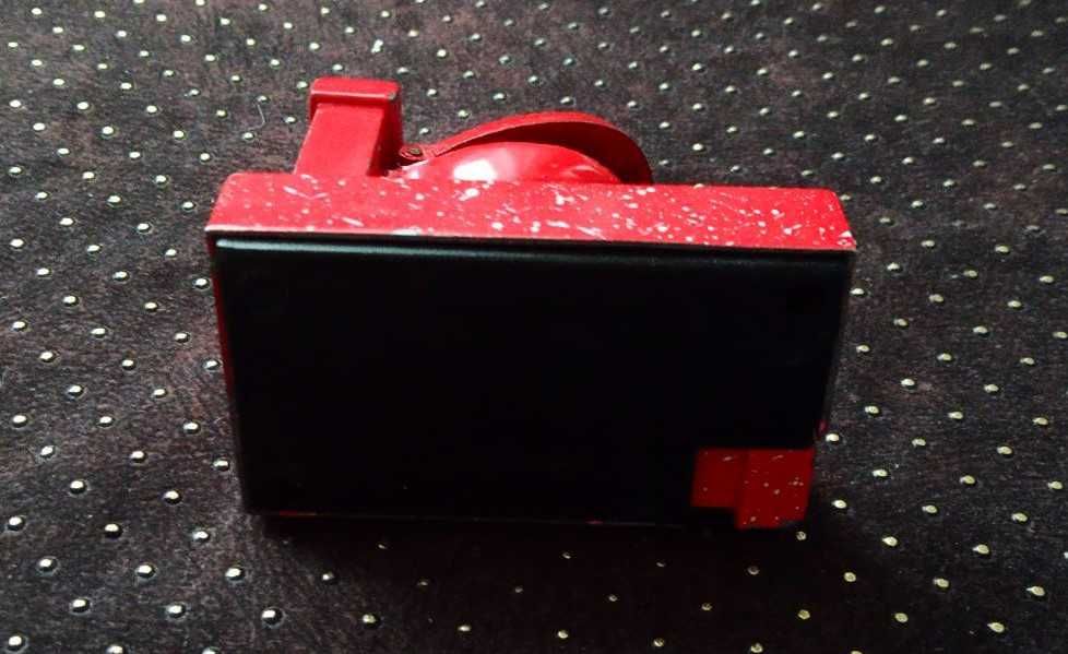 Запальничка зажигалка в колекцію