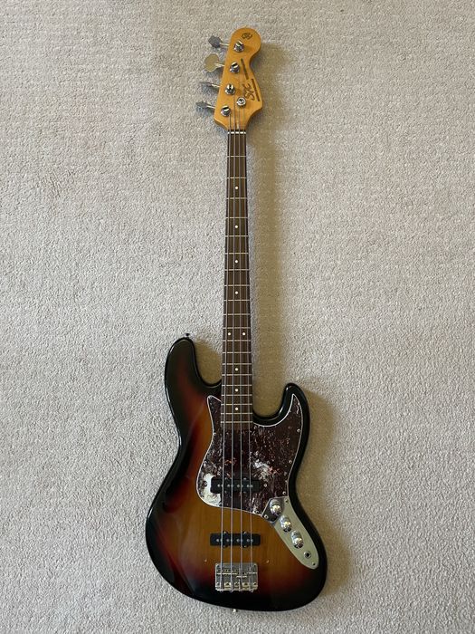 ※Moka　Squier Jazz Bass ガンメタ squier jazz bass - Купити музичні інструменти - Ціна на OLX.ua