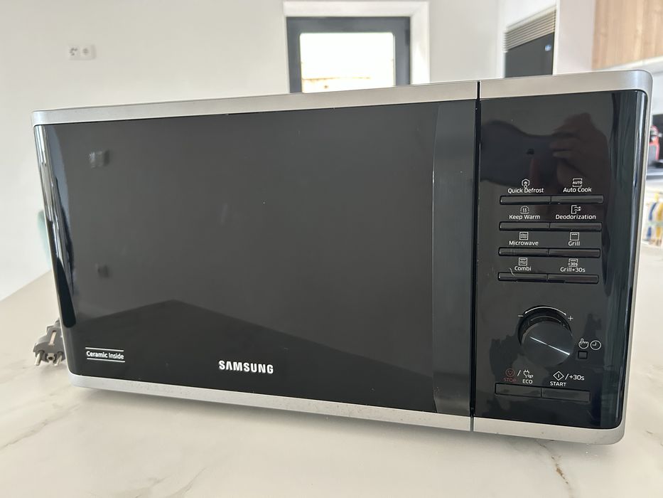 Micro-ondas Samsung com Grill