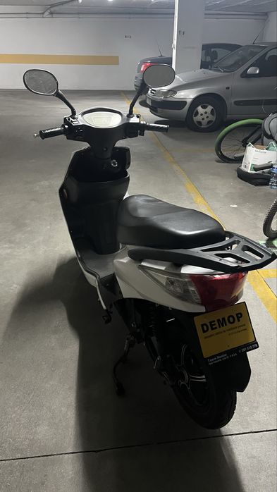 MiLG YW – Scooter Elétrica