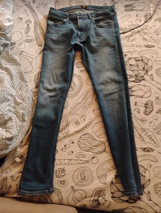 Lee 511 Slim Fit jeansy ciemnoniebieskie W33 L32 - klasyka w