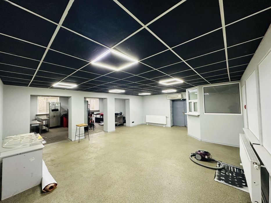 Продаж виробничо-складської бази ( діючий бізнес)