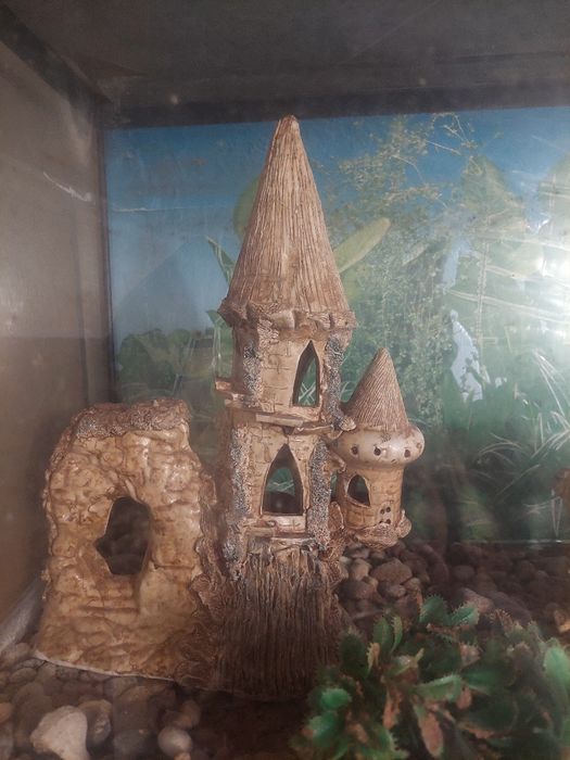 Акваріум аквариум 160 л замки, домики