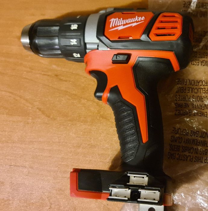 Wiertarko wkretarka milwaukee  m18