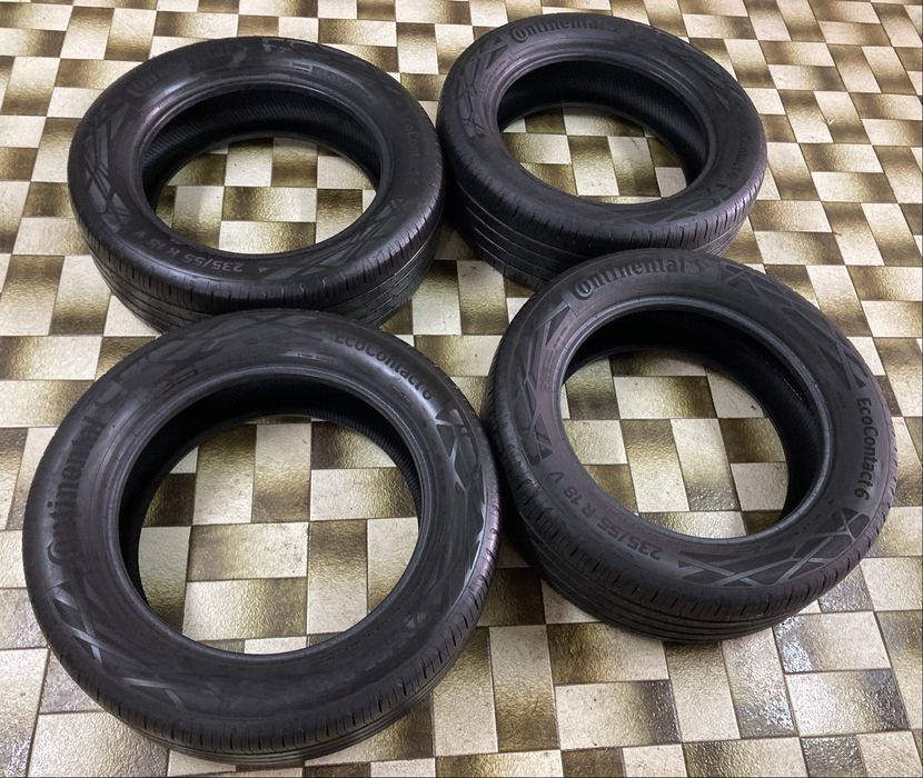 235 55 R18 Continental EcoContact6 Pneus
