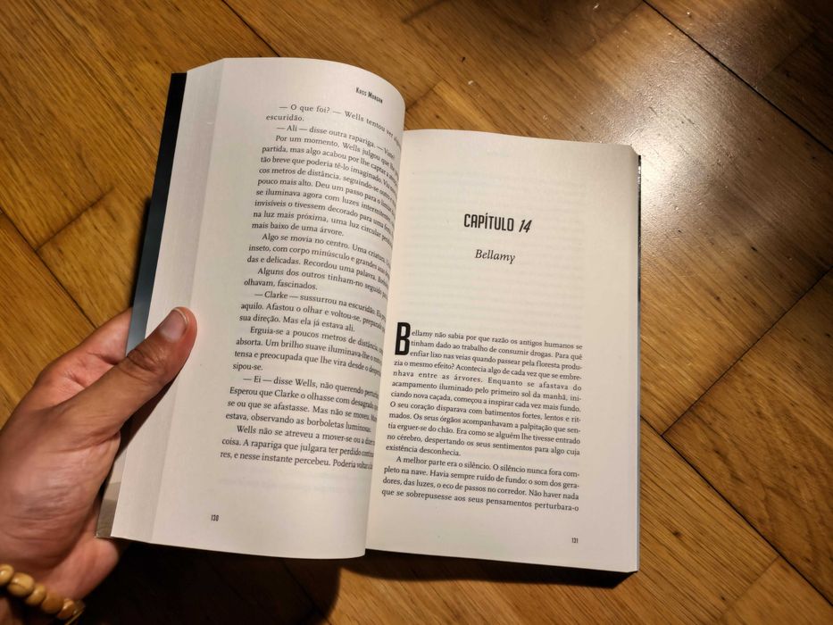 LIVRO - Os 100 de Kass Morgan - TopSeller