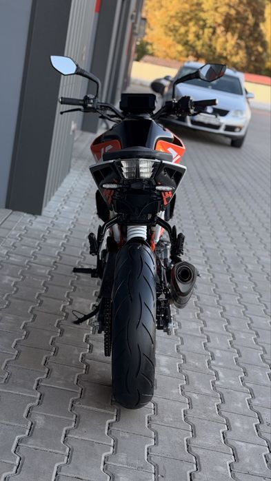 Мотоцикл KTM Duke 390