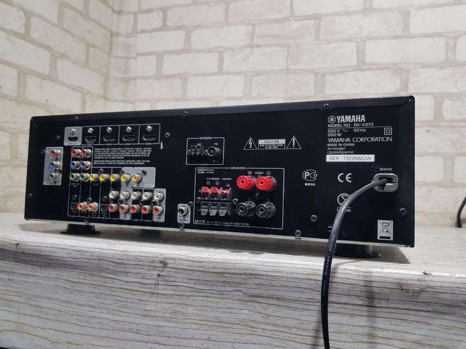 5.1 AV ресивер YAMAHA RX-V373,(HTR3065) *5x100 Вт, HDMI, 4K, USB б/у з Німеччини