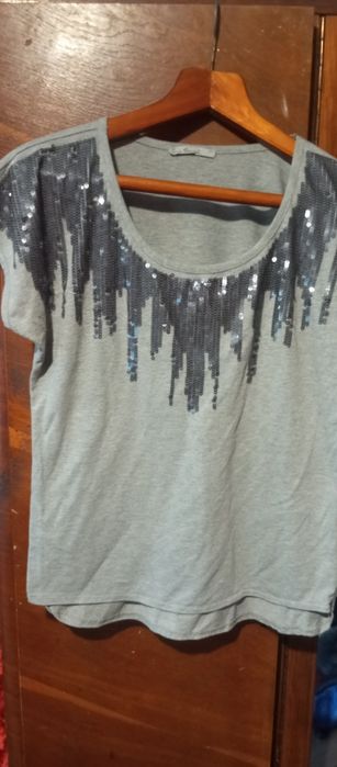 Брендова футболка