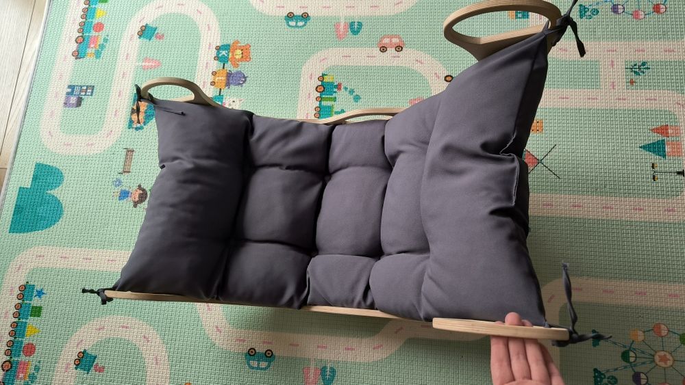 Bujak Montessori z poduszką rozmiar S stan idealny