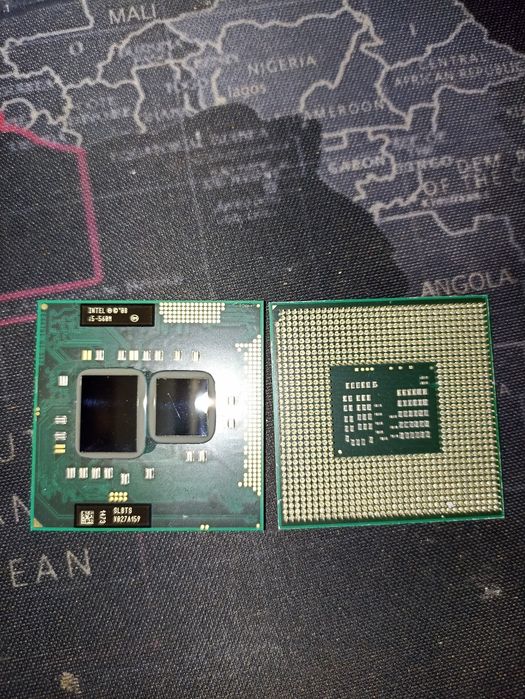 Процесор для ноутбука Intel Core i5 560M SLBTS 2.66GHz/3M/35W Socket G термопаста у подарунок