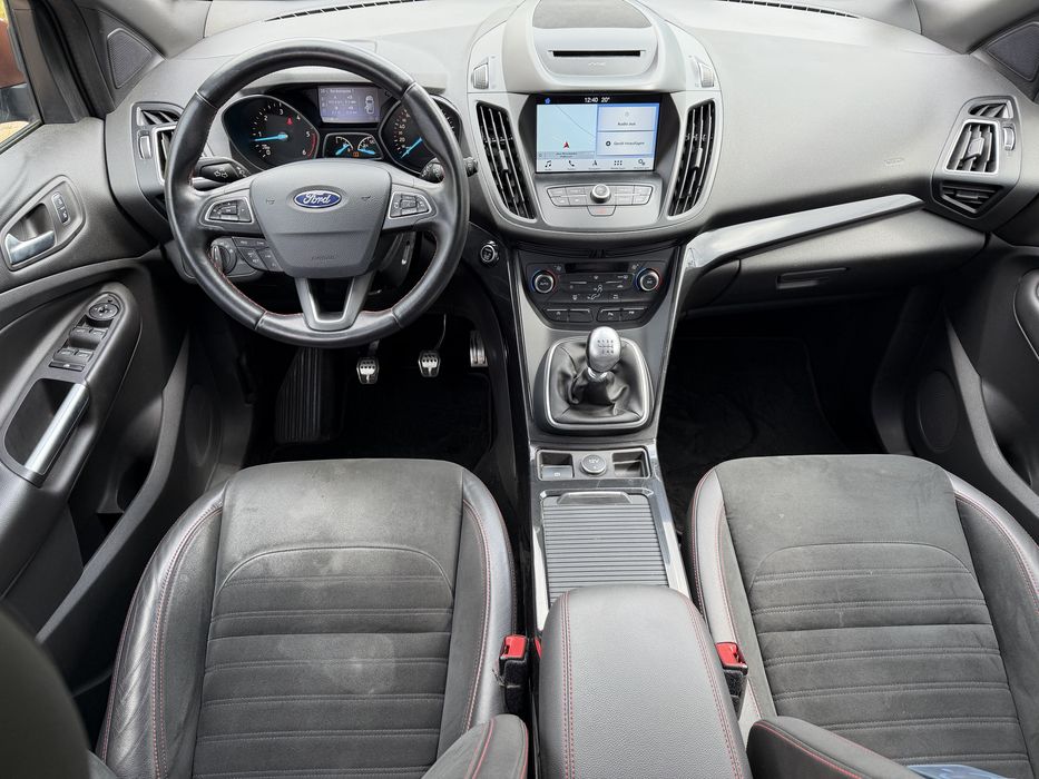 Ford Kuga St Line 2.0 Tdci Lift 4x4 AWD Led