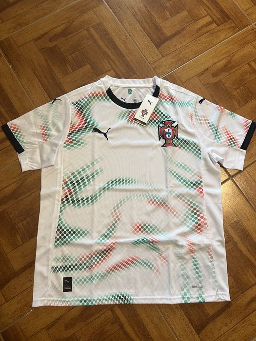 T-shirt da Seleção Portugal + Caixa — Tamanho L